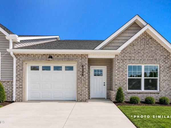 6026 Ashlynn Oaks Private Drive, Blountville, TN 37617