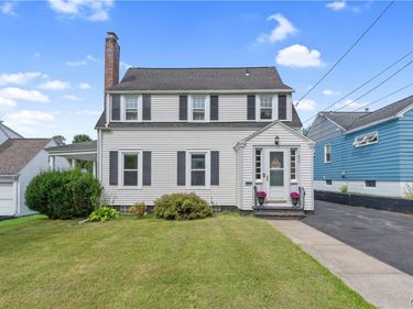 217 E Warrington Road , Syracuse, NY 13205