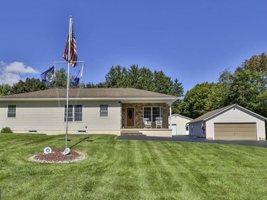 4325 LEVANS ROAD, OREFIELD, PA 18069