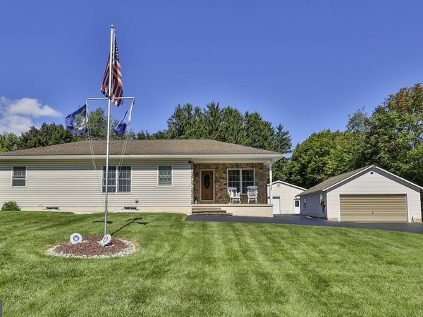 4325 LEVANS ROAD , OREFIELD, PA 18069