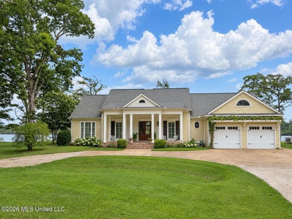 7 Neill Cove, Dundee, MS 38626