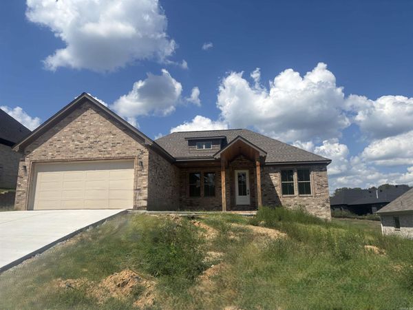 127 Harmony Village dr, Haskell, AR 72019
