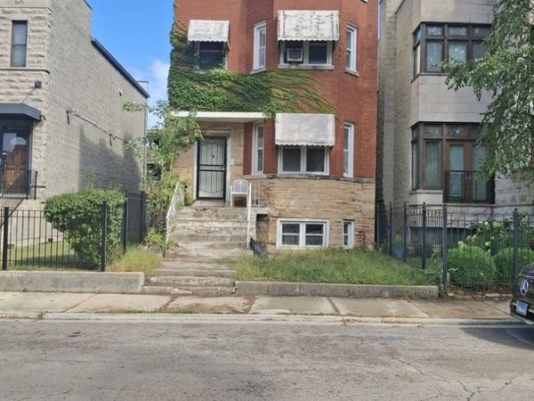 4555 S Forrestville Avenue , Chicago, IL 60653