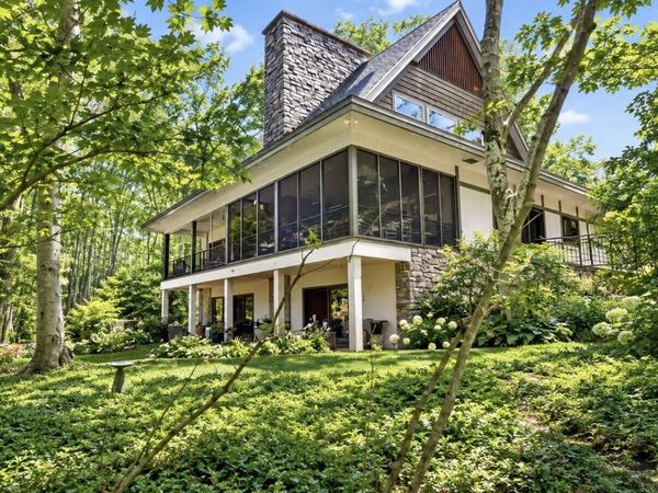 7043 Sand Dune Drive, Sawyer, MI 49125