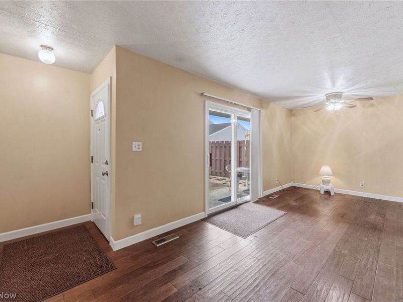6864 Beacon Drive, Unit D, Mentor, OH 44060 Photo 7