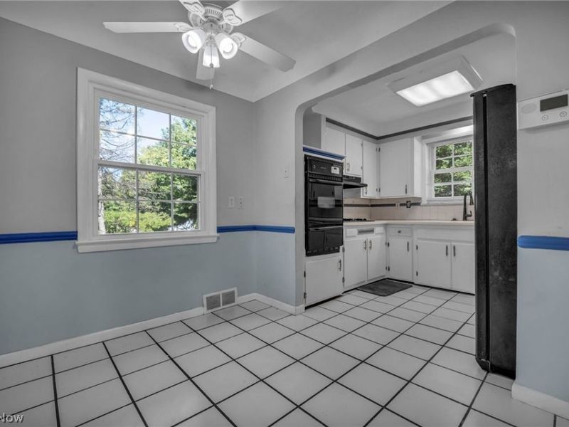 17429 Scottsdale Boulevard, Shaker Heights, OH 44120 Photo 16