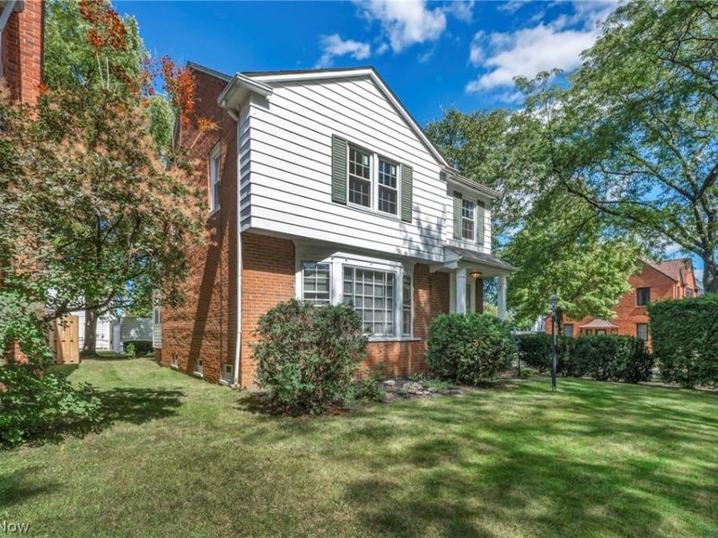 17429 Scottsdale Boulevard, Shaker Heights, OH 44120 Photo 3