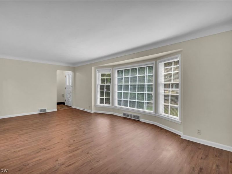 17429 Scottsdale Boulevard, Shaker Heights, OH 44120 Photo 9