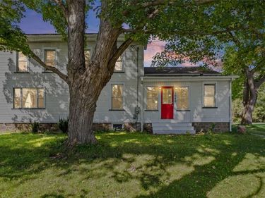 1040 Macedon Center Road , Fairport, NY 14450