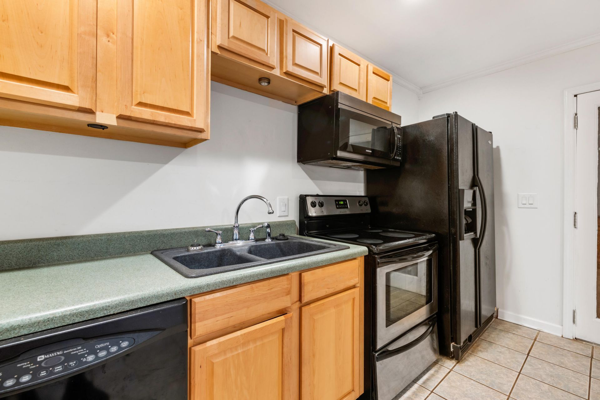 2961 Hut Road Photo 10