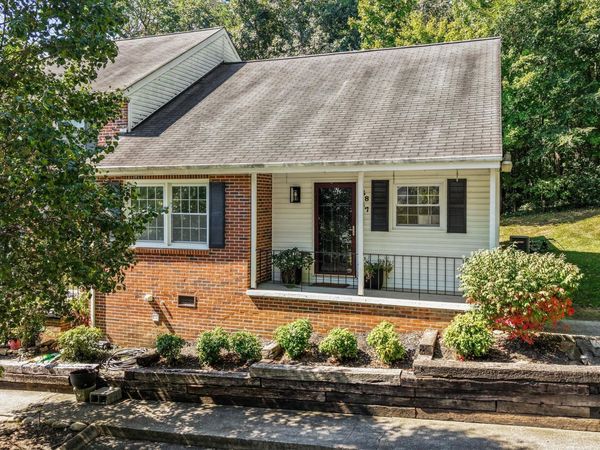 3847 Tambark Drive, Knoxville, TN 37917