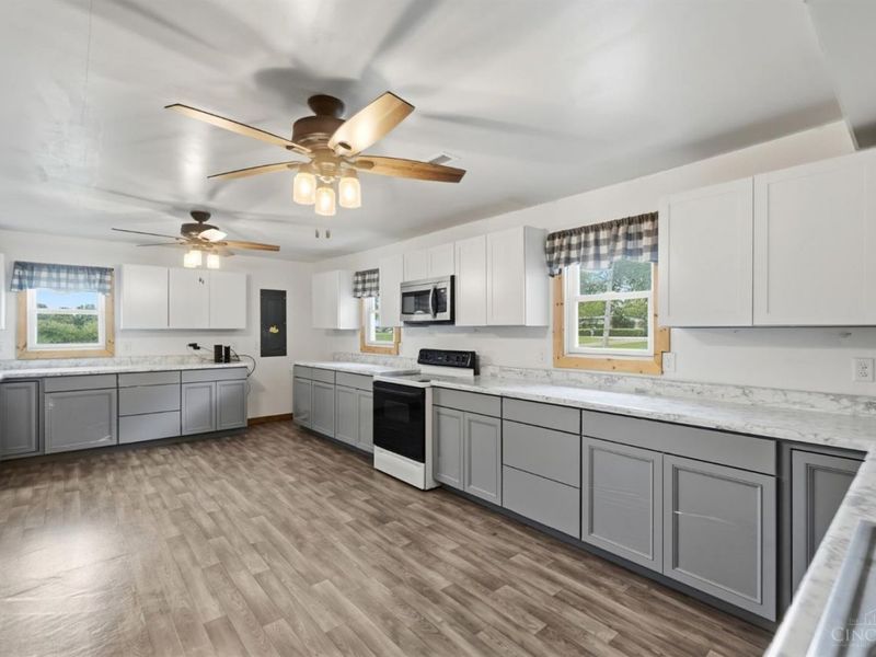 1733 Newlove Road, South Charleston, OH 45368 Photo 16