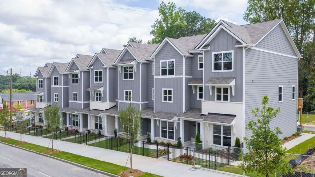 1325 Lakota Place, Atlanta, GA 30315 Main Photo