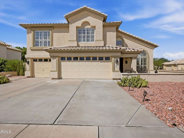 1054 E Golden Court, Chandler, AZ 85225