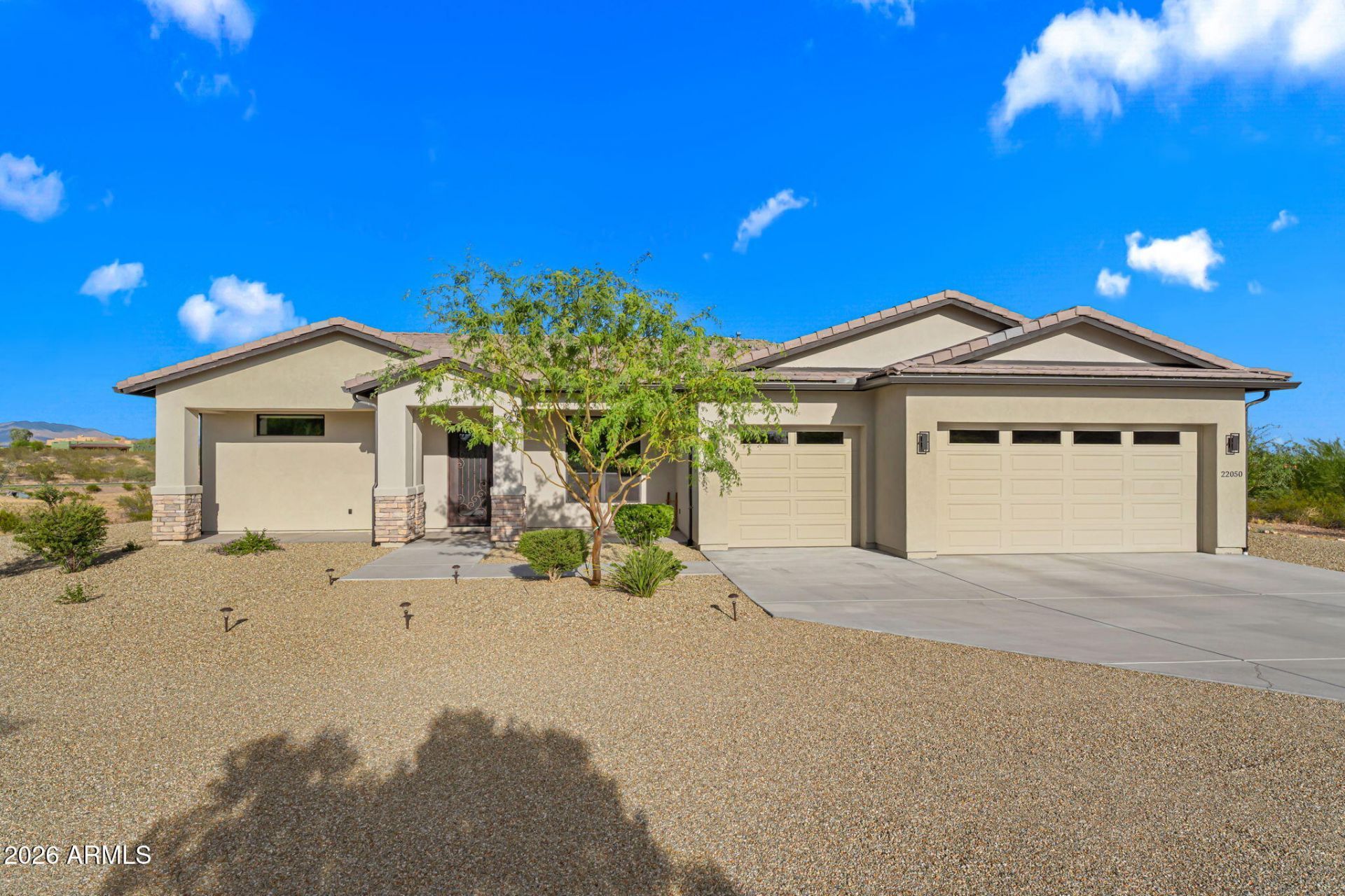 22050 W El Grande Trail, Wickenburg, AZ 85390 Main Photo