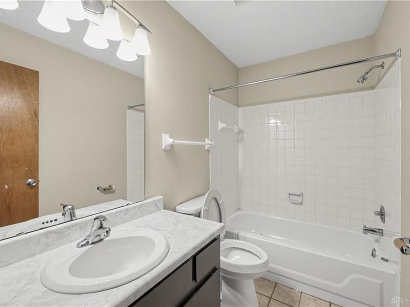 6636 Portrait Drive, Dayton, OH 45415 Photo 16