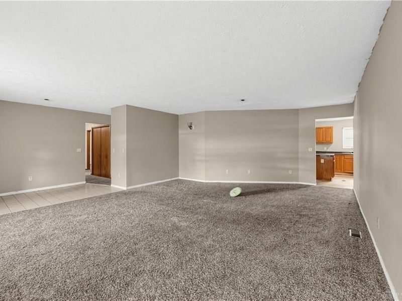6636 Portrait Drive, Dayton, OH 45415 Photo 4