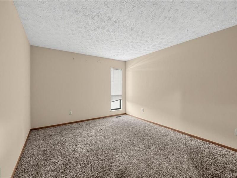 6636 Portrait Drive, Dayton, OH 45415 Photo 9