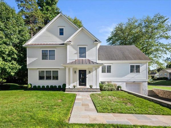 299 Stratton Road , New Rochelle, NY 10804