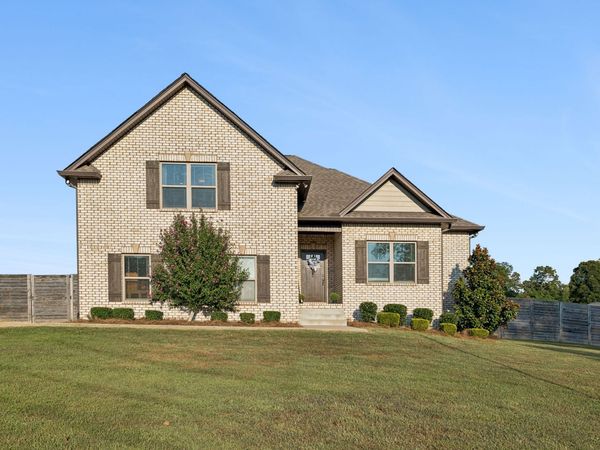 2743 W County Farm Rd , Springfield, TN 37172