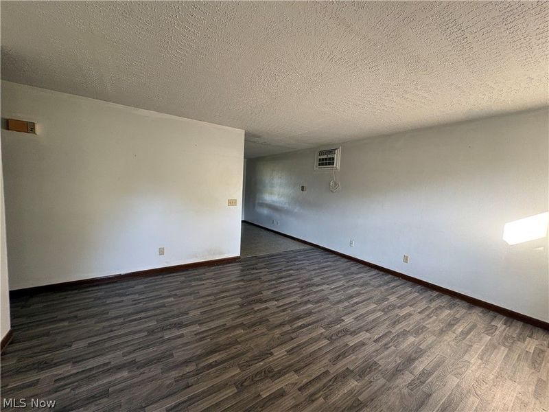 9708 Kennett Square NE, Bolivar, OH 44612 Photo 7