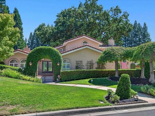4211 Blackhawk Meadow Pl , Danville, CA 94506