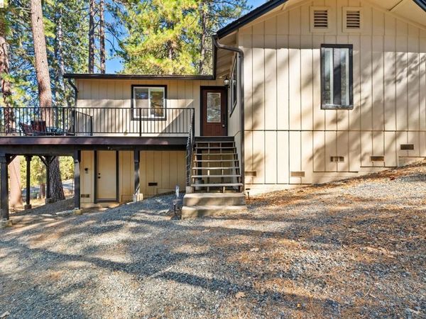 19369 Ferretti Rd, Groveland, CA 95321
