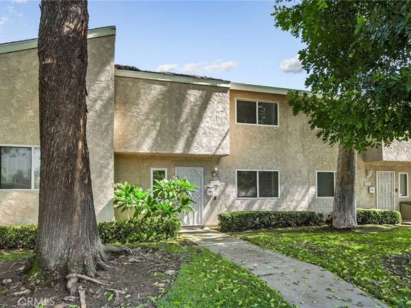 1322 N Elderberry Avenue , Ontario, CA 91762