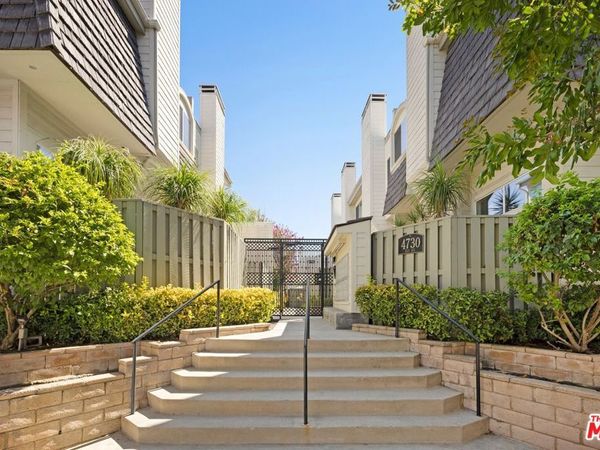 4730 Ben Avenue , Unit 13, Valley Village, CA 91607