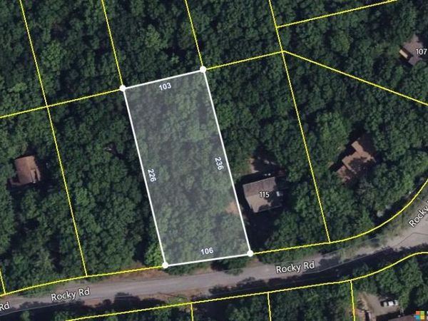117 Rocky Road , Lackawaxen, PA 18435