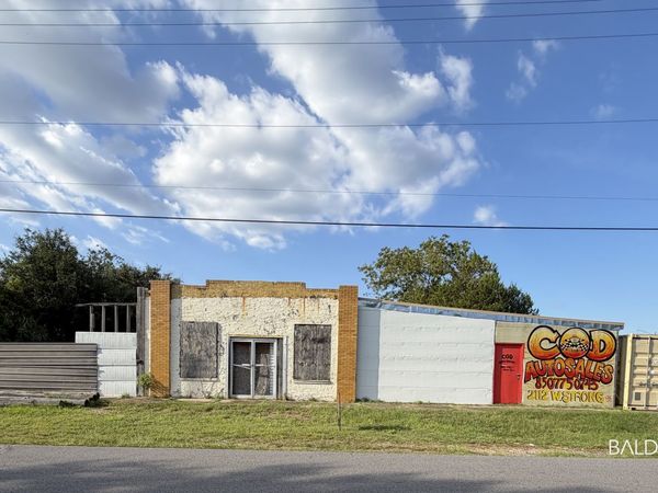 2116 W Strong St, Pensacola, FL 32505