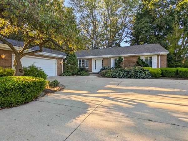 2010 Hull Road, Sandusky, OH 44870