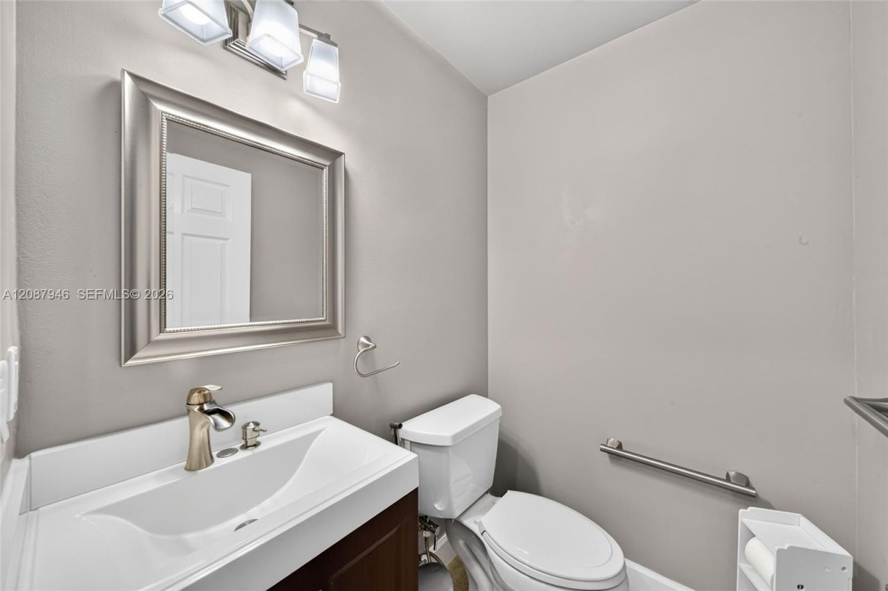 20141 NW 10th St, Pembroke Pines, FL 33029 Photo