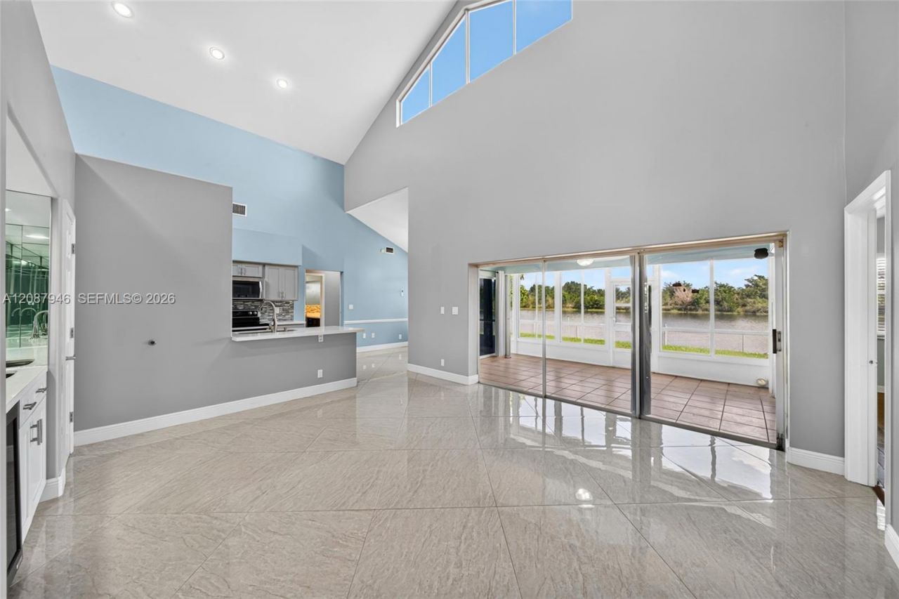 20141 NW 10th St, Pembroke Pines, FL 33029 Photo