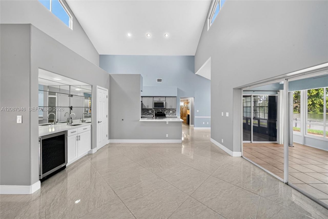 20141 NW 10th St, Pembroke Pines, FL 33029 Photo