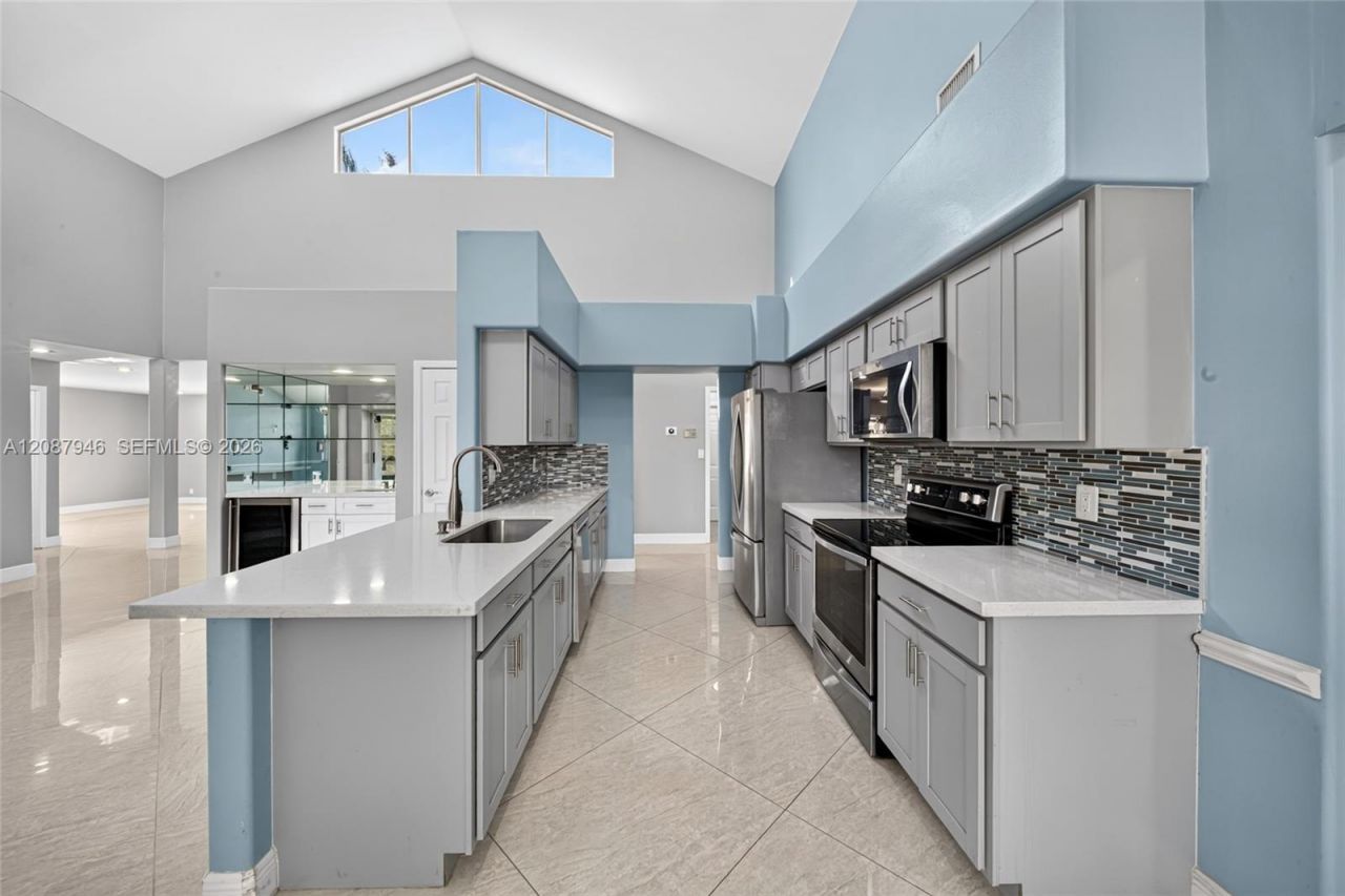 20141 NW 10th St, Pembroke Pines, FL 33029 Photo