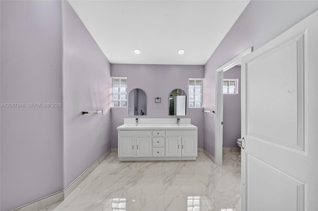 20141 NW 10th St, Pembroke Pines, FL 33029 Photo