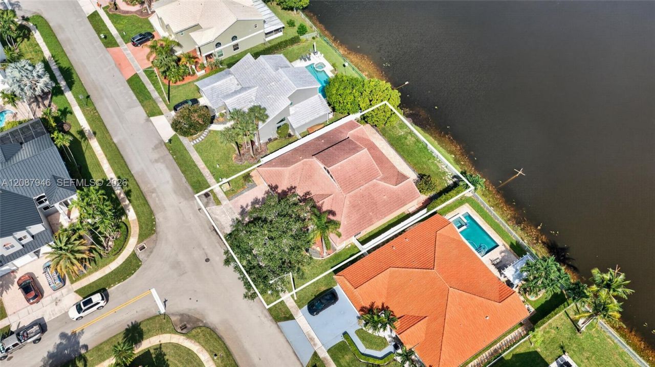 20141 NW 10th St, Pembroke Pines, FL 33029 Photo