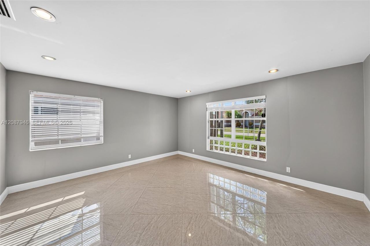 20141 NW 10th St, Pembroke Pines, FL 33029 Photo
