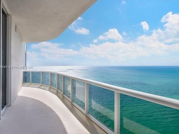 16001 Collins Ave, Unit 4102, Sunny Isles Beach, FL 33160