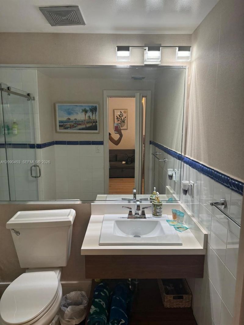 918 Ocean Dr , Unit 206, Miami Beach, FL 33139 Photo