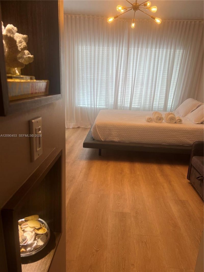 918 Ocean Dr , Unit 206, Miami Beach, FL 33139 Photo