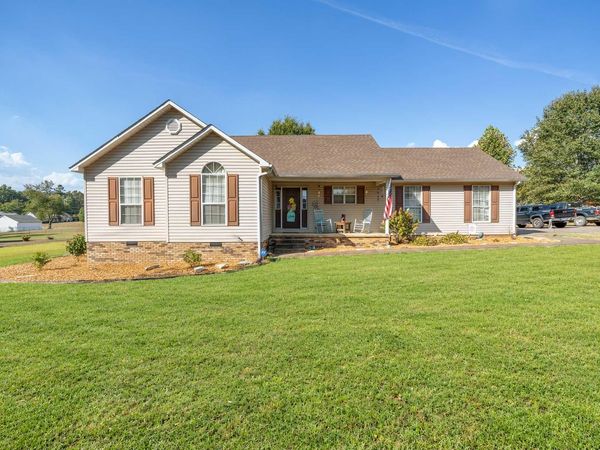 305 JORDAN GLEN LN, Savannah, TN 38372