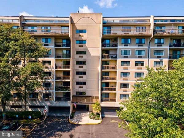 700 AVONDALE ROAD, Unit 5J, WALLINGFORD, PA 19086