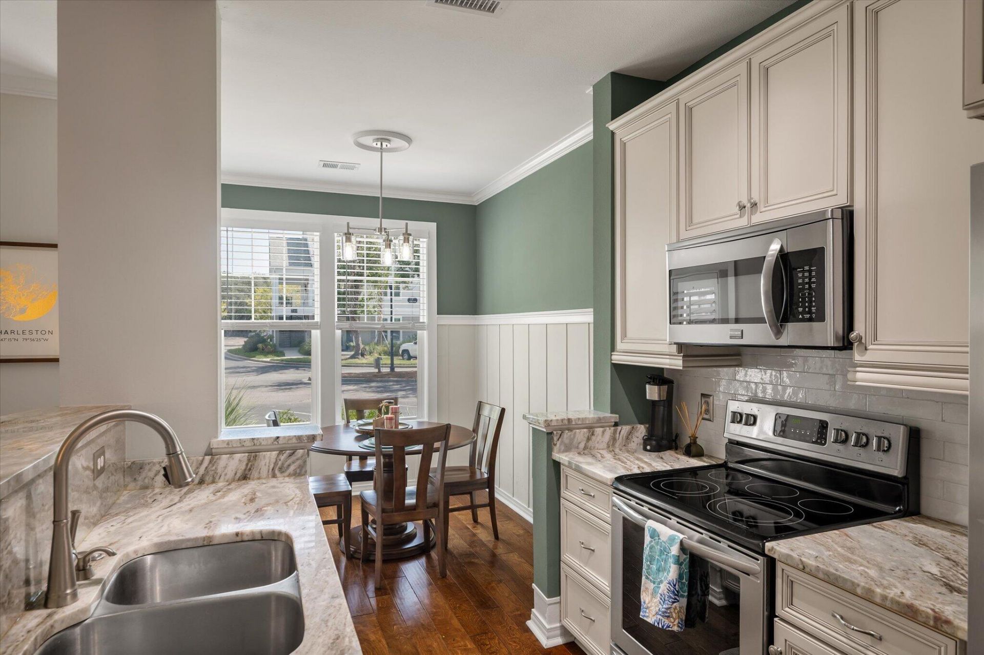 130 River Landing Drive Photo 14
