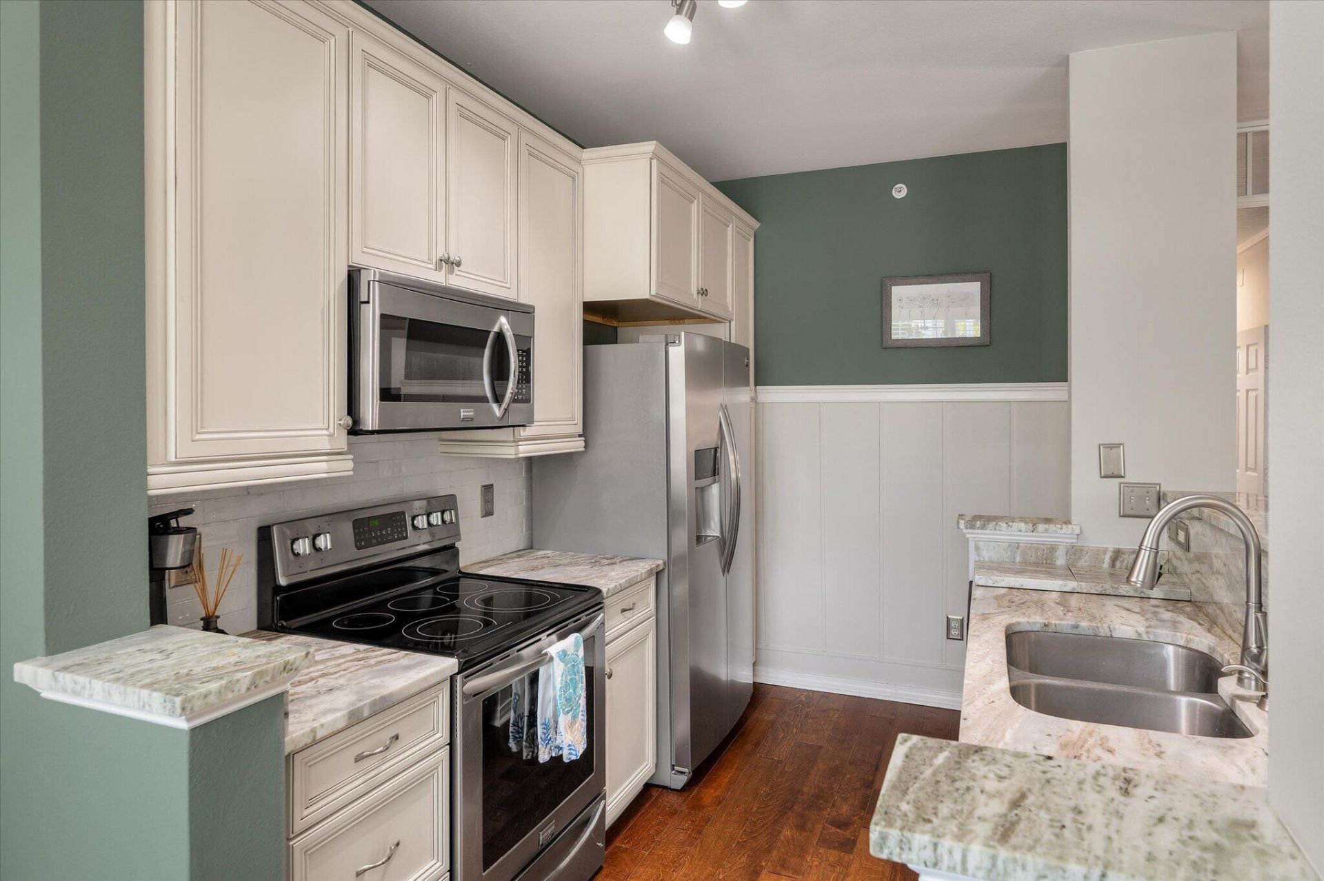 130 River Landing Drive Photo 16