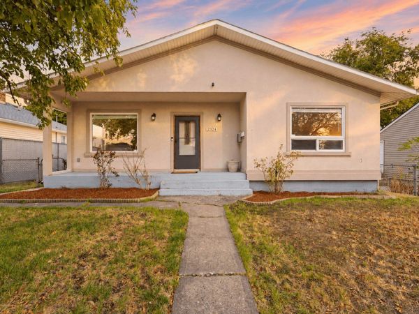 2324 W Everett Ave, Spokane, WA 99205