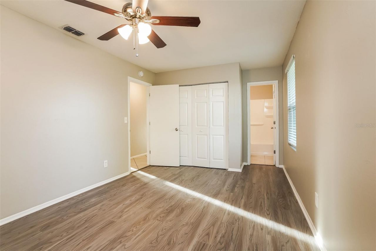 1206 NE 5th Place , Cape Coral, FL 33909 Photo