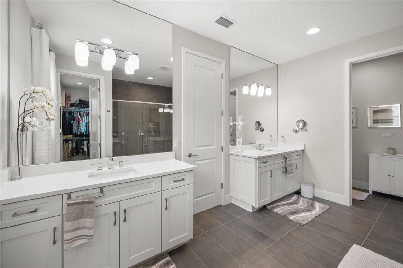 5557 Long Shore Loop, Sarasota, FL 34238 Photo