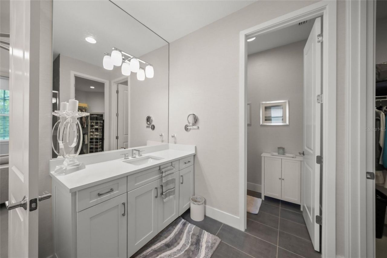 5557 Long Shore Loop, Sarasota, FL 34238 Photo
